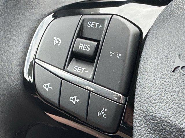 new 2025 Ford Escape car, priced at $30,400