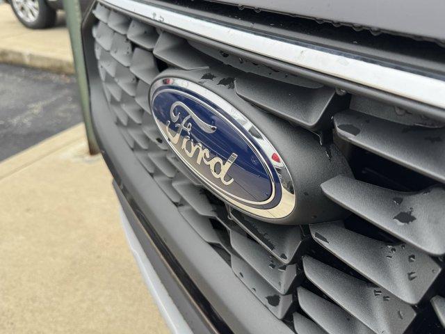 new 2025 Ford Escape car, priced at $29,400