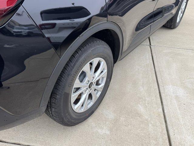 new 2025 Ford Escape car, priced at $29,400