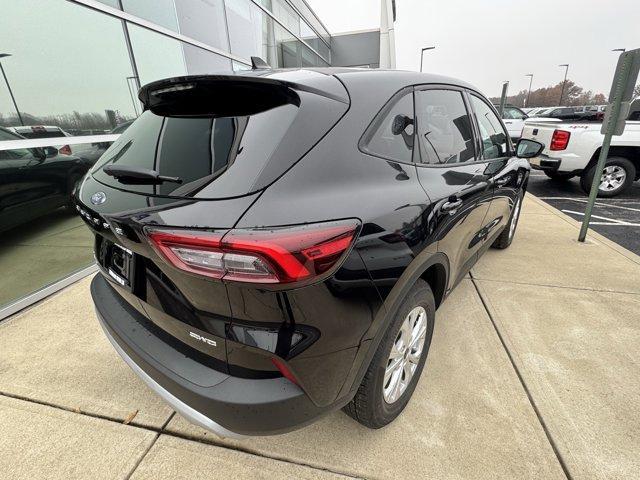new 2025 Ford Escape car, priced at $29,400
