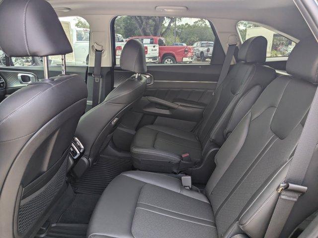 used 2022 Kia Sorento car, priced at $25,484