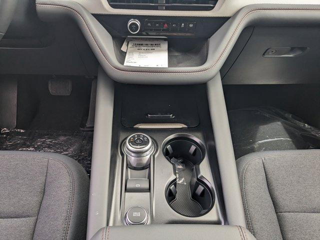new 2025 Ford Explorer car, priced at $35,984
