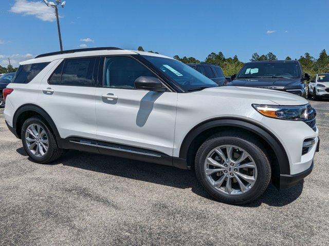 new 2024 Ford Explorer car, priced at $43,172