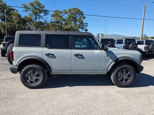 new 2024 Ford Bronco car, priced at $47,327