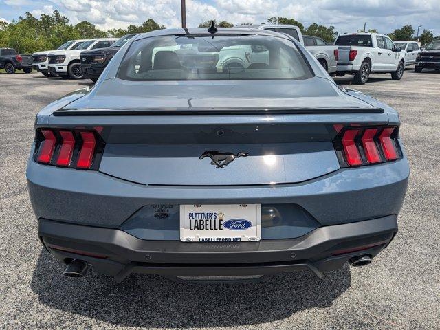 new 2025 Ford Mustang car
