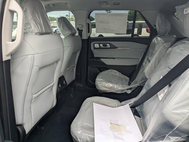 new 2025 Ford Explorer car, priced at $57,984
