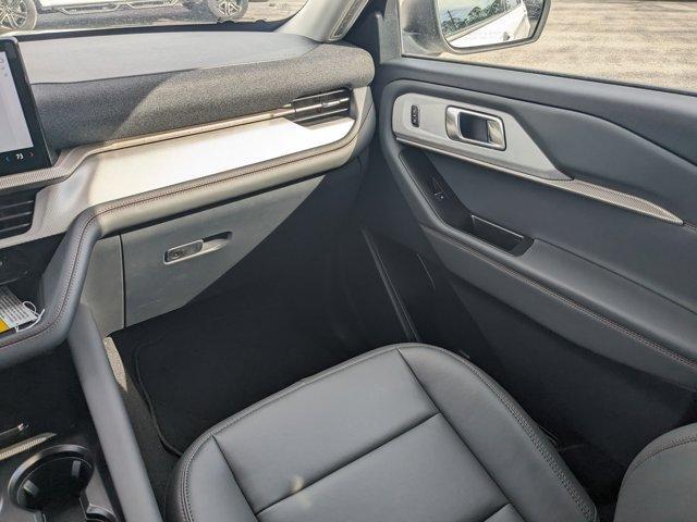 new 2025 Ford Explorer car, priced at $42,333