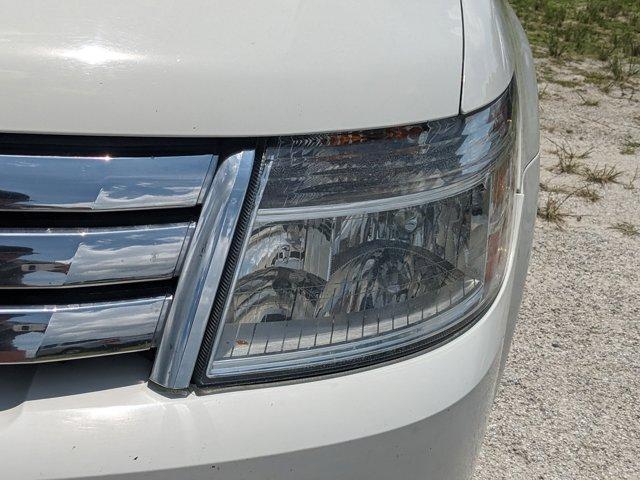 used 2009 Ford Taurus car, priced at $2,884