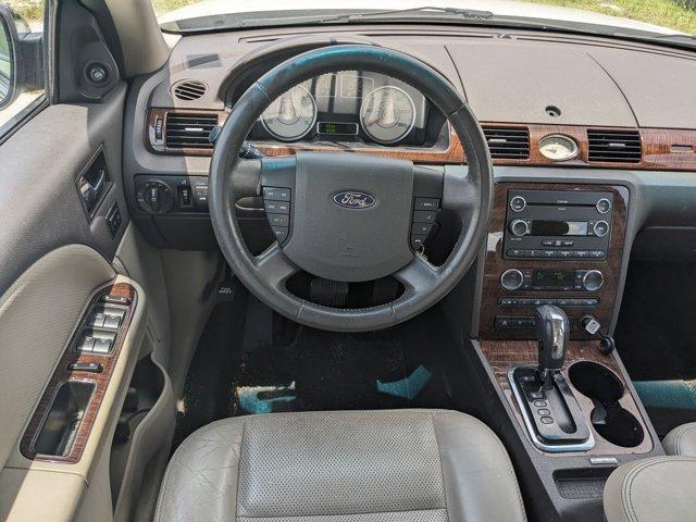 used 2009 Ford Taurus car, priced at $2,884