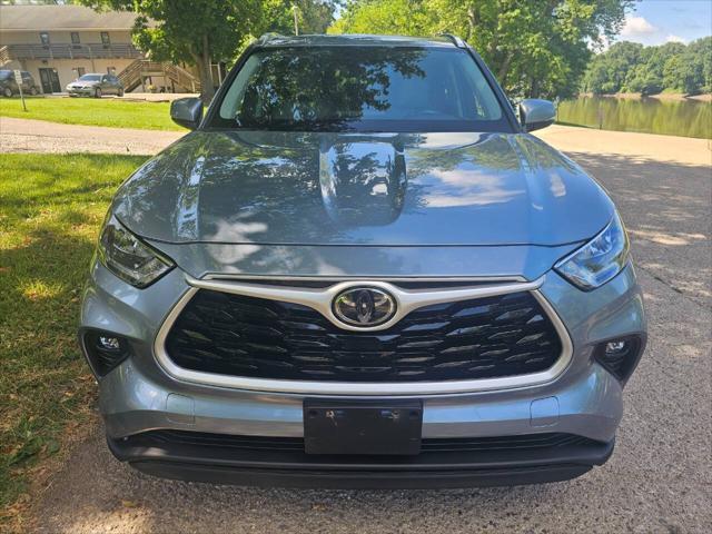 used 2020 Toyota Highlander car, priced at $27,988