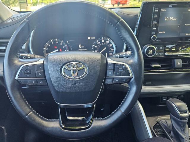 used 2020 Toyota Highlander car, priced at $27,988