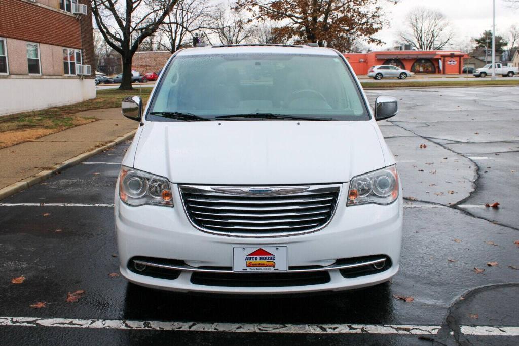 used 2014 Chrysler Town & Country car, priced at $11,988