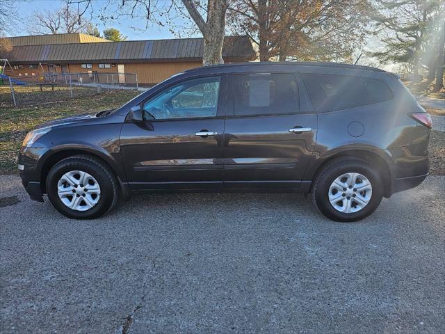 used 2016 Chevrolet Traverse car, priced at $11,988