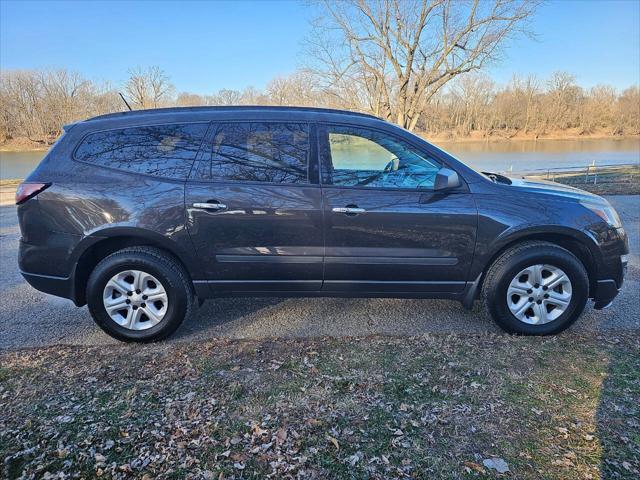 used 2016 Chevrolet Traverse car, priced at $11,988