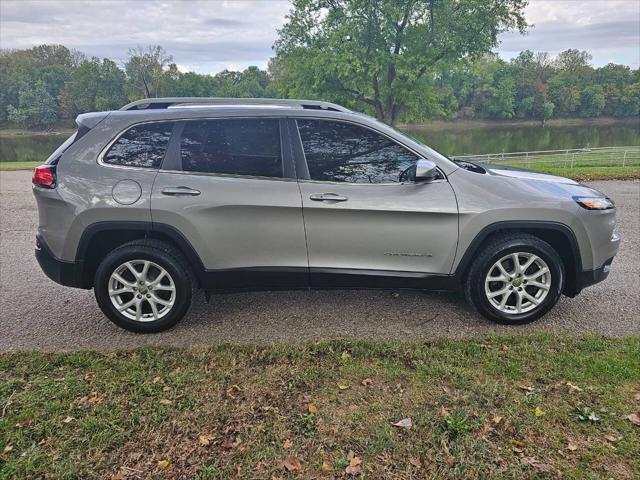 used 2018 Jeep Cherokee car, priced at $14,988