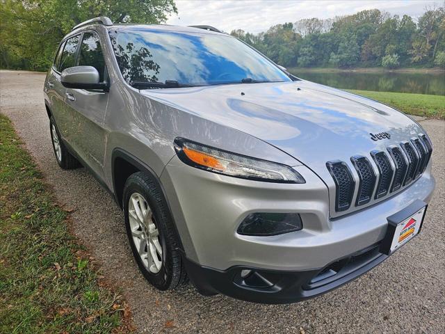 used 2018 Jeep Cherokee car, priced at $15,988