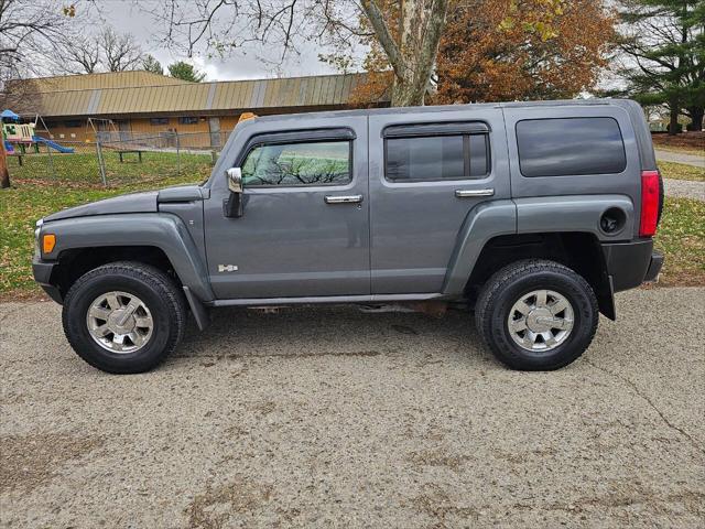 used 2008 Hummer H3 car, priced at $9,988