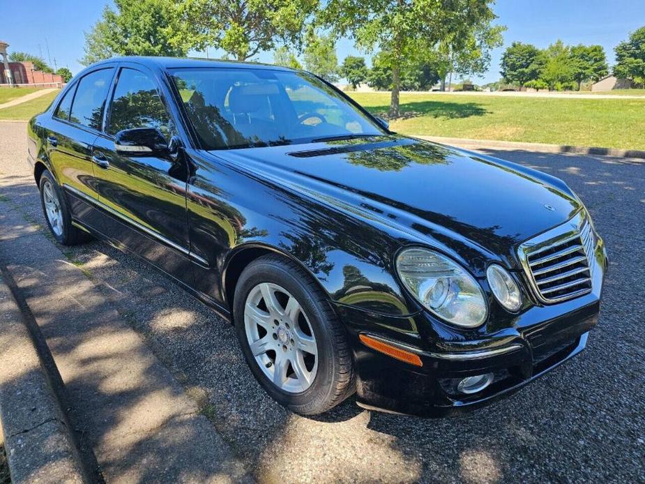 used 2009 Mercedes-Benz E-Class car, priced at $10,988