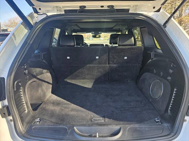 used 2020 Jeep Grand Cherokee car, priced at $24,988