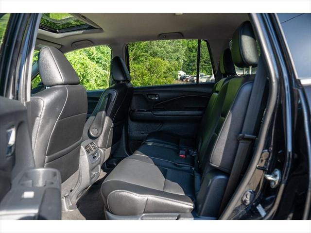 used 2016 Honda Pilot car, priced at $15,995