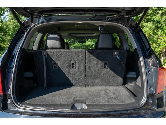 used 2016 Honda Pilot car, priced at $15,995