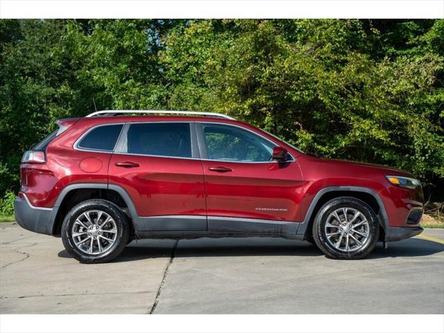 used 2019 Jeep Cherokee car, priced at $12,995