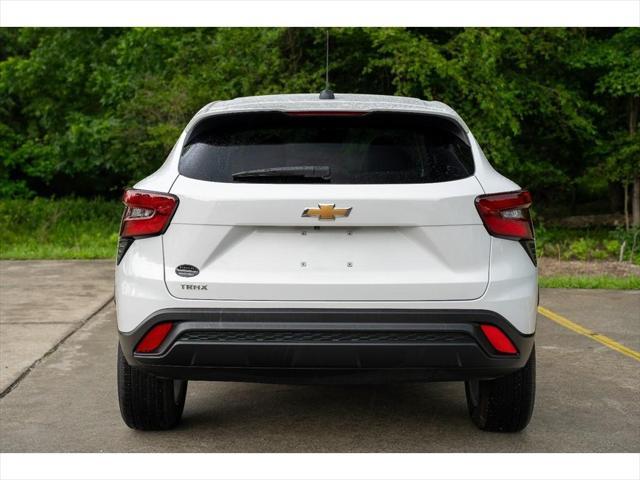 used 2024 Chevrolet Trax car, priced at $20,995