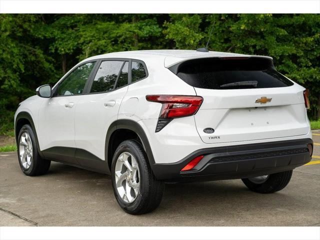 used 2024 Chevrolet Trax car, priced at $20,995