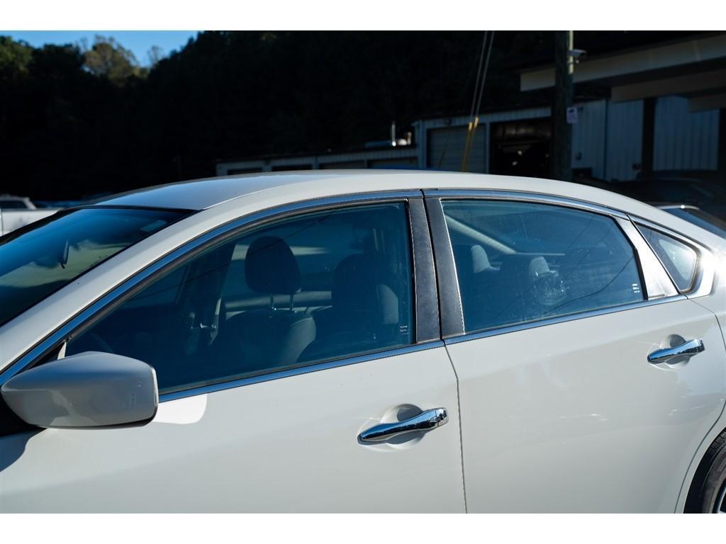 used 2017 Nissan Altima car, priced at $11,995