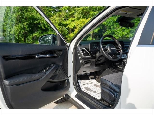 used 2024 Kia Seltos car, priced at $24,995