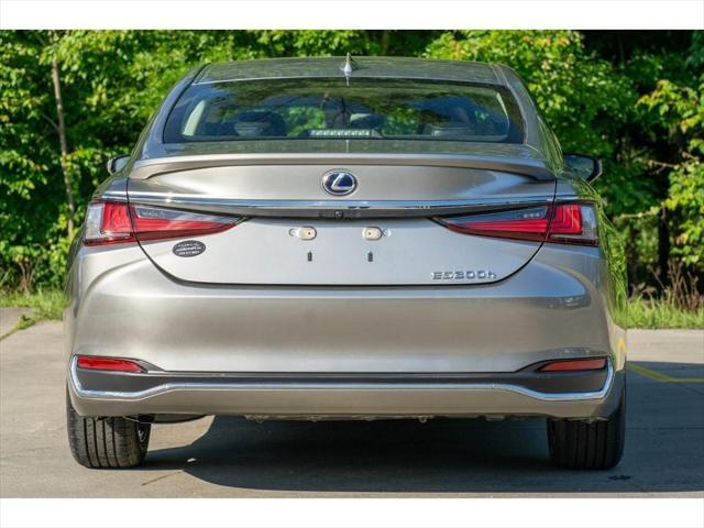 used 2020 Lexus ES 300h car, priced at $34,500