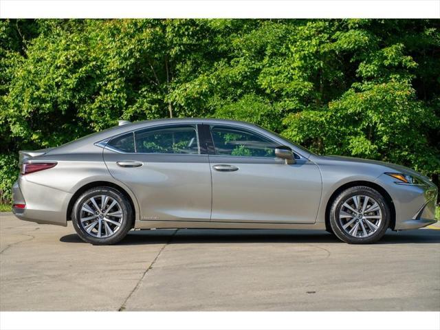 used 2020 Lexus ES 300h car, priced at $34,500