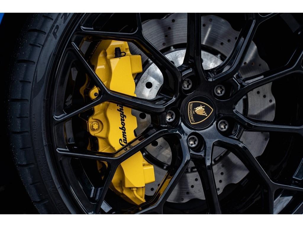 used 2021 Lamborghini Huracan EVO car, priced at $249,995