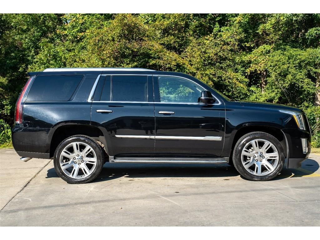 used 2017 Cadillac Escalade car, priced at $26,995