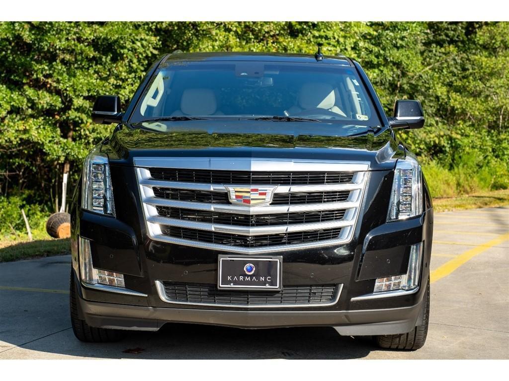 used 2017 Cadillac Escalade car, priced at $26,995