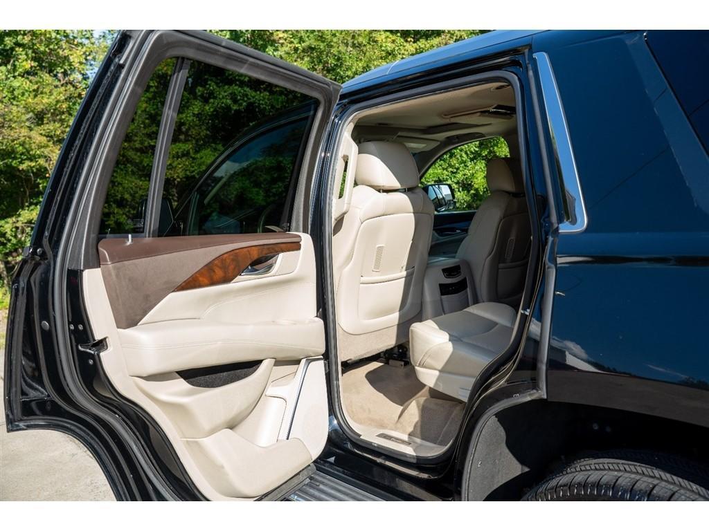 used 2017 Cadillac Escalade car, priced at $26,995