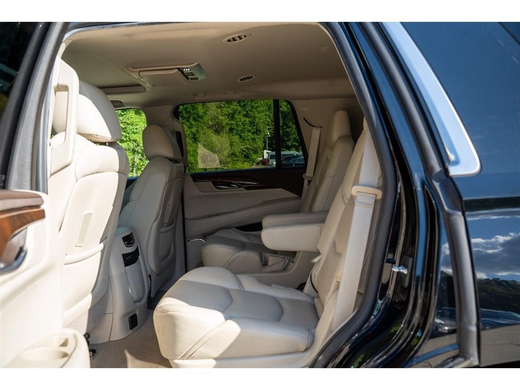 used 2017 Cadillac Escalade car, priced at $26,995