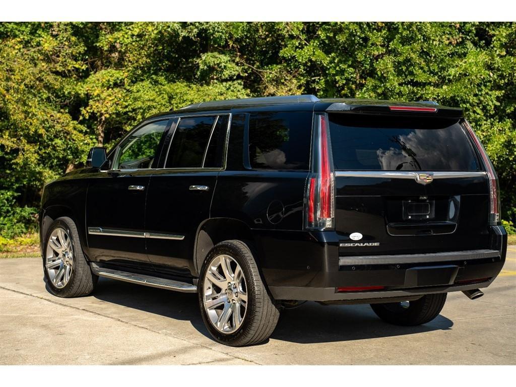 used 2017 Cadillac Escalade car, priced at $26,995