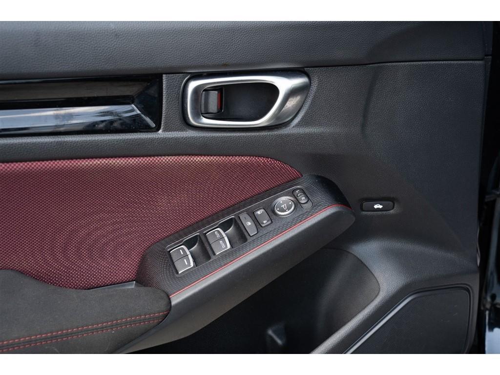 used 2022 Honda Civic Si car, priced at $30,900