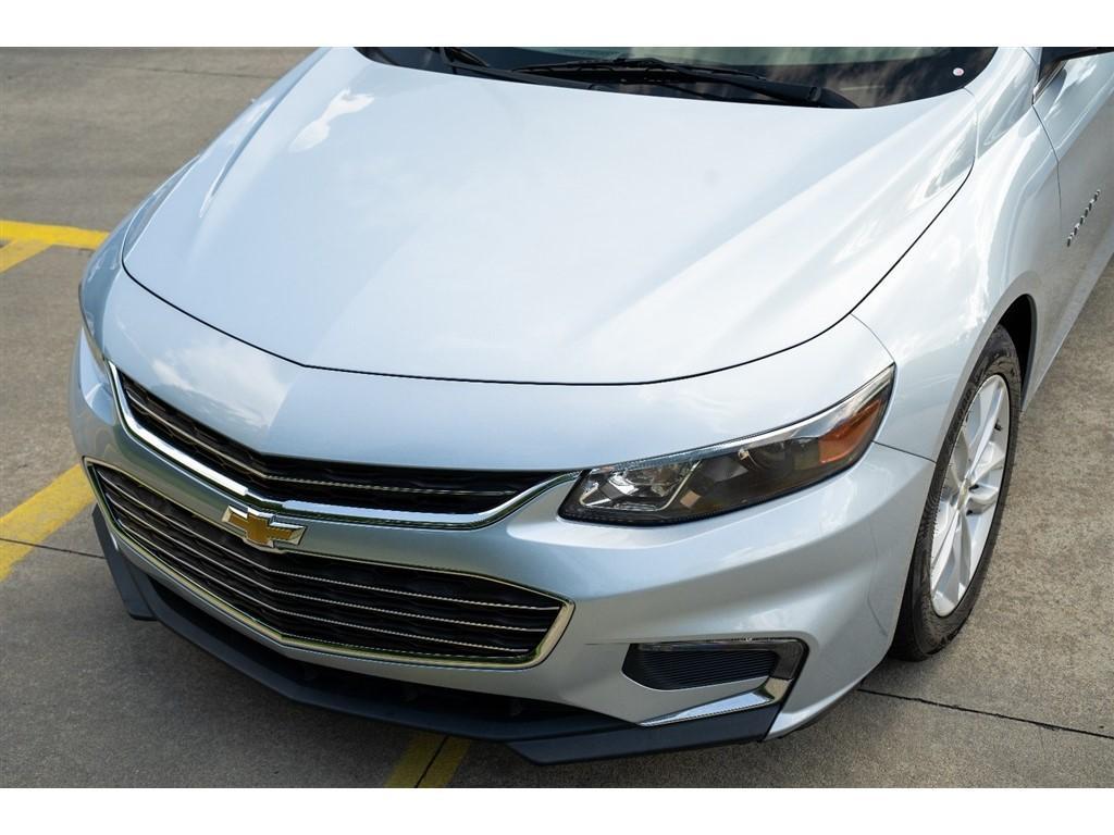 used 2018 Chevrolet Malibu car, priced at $13,995