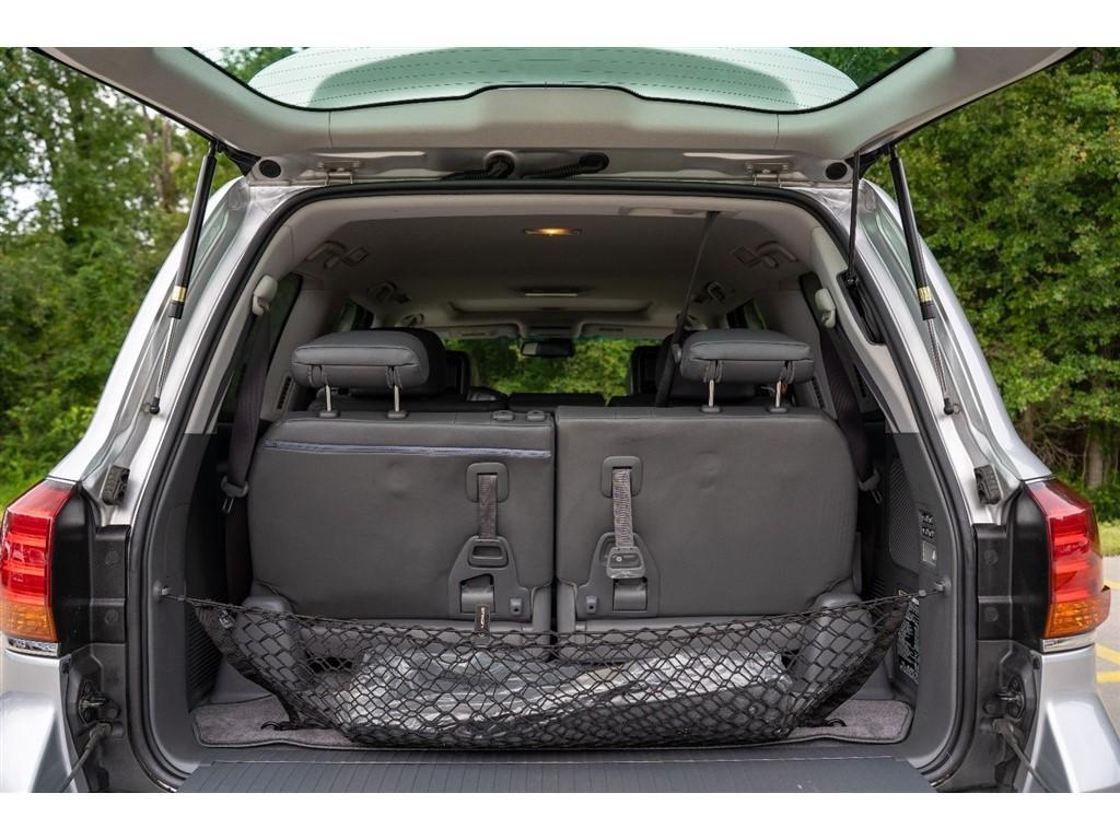 used 2009 Lexus LX 570 car, priced at $15,995