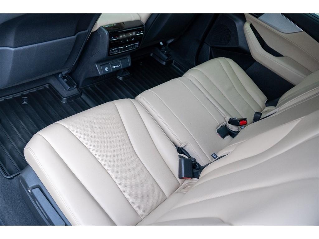used 2022 Acura MDX car, priced at $36,995