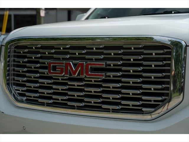 used 2018 GMC Yukon car, priced at $29,995