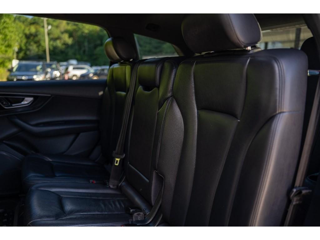 used 2017 Audi Q7 car, priced at $18,995