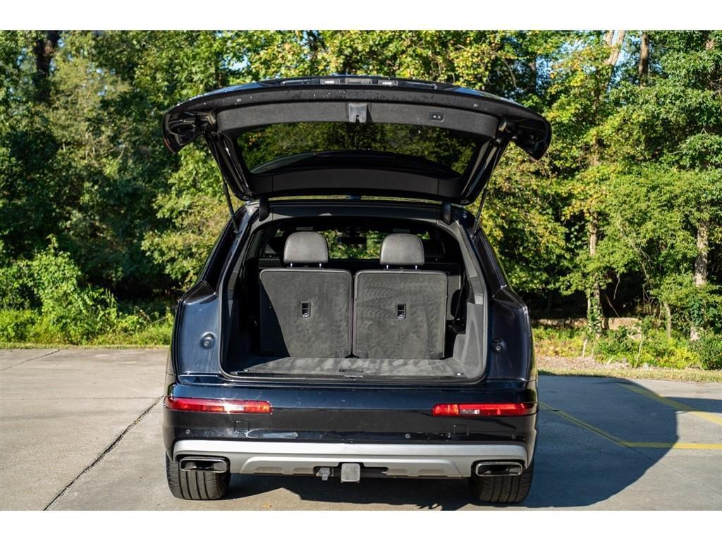 used 2017 Audi Q7 car, priced at $18,995