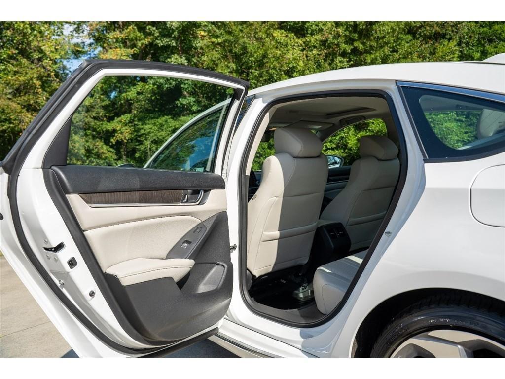 used 2018 Honda Accord car, priced at $26,400