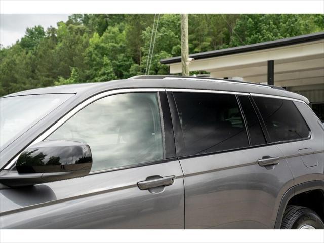 used 2023 Jeep Grand Cherokee L car, priced at $29,995