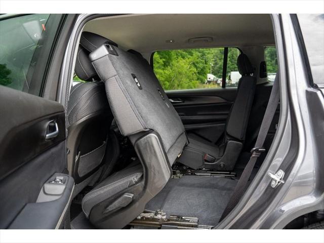 used 2023 Jeep Grand Cherokee L car, priced at $29,995