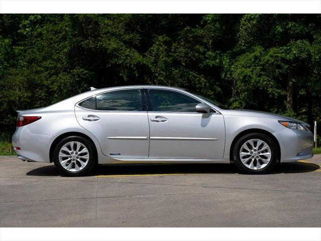 used 2014 Lexus ES 300h car, priced at $14,995