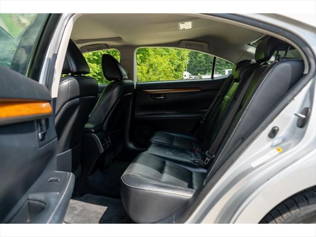 used 2014 Lexus ES 300h car, priced at $14,995